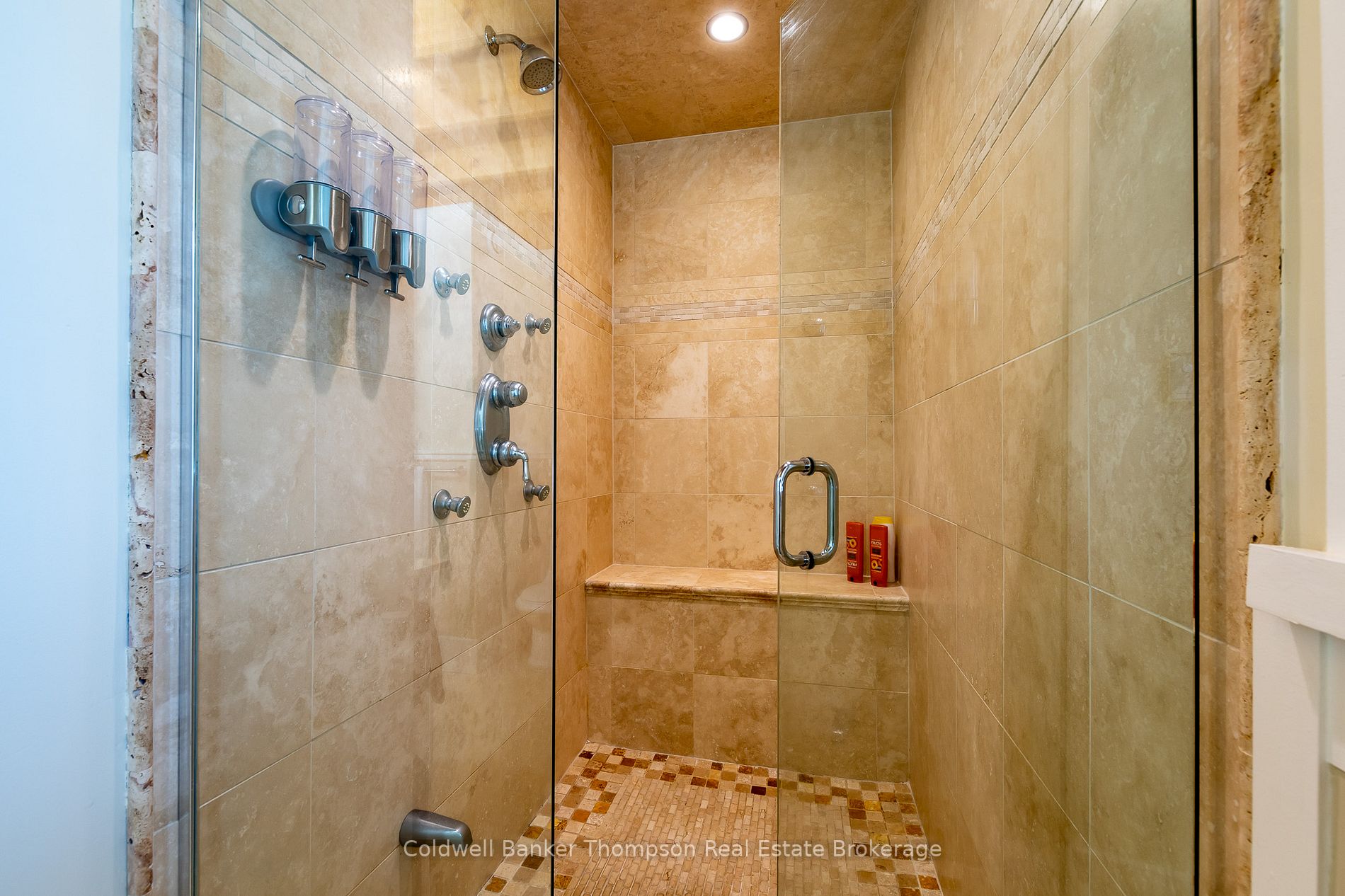 21 Deerhurst Highlands Dr