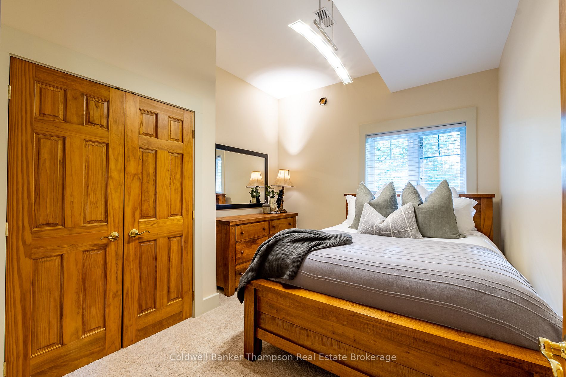 21 Deerhurst Highlands Dr