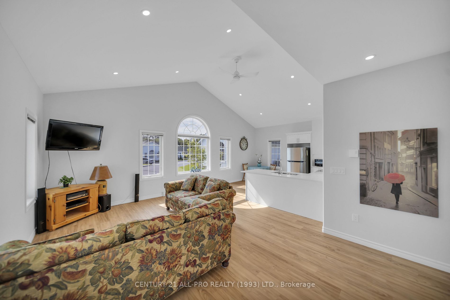 300 Croft St, #802