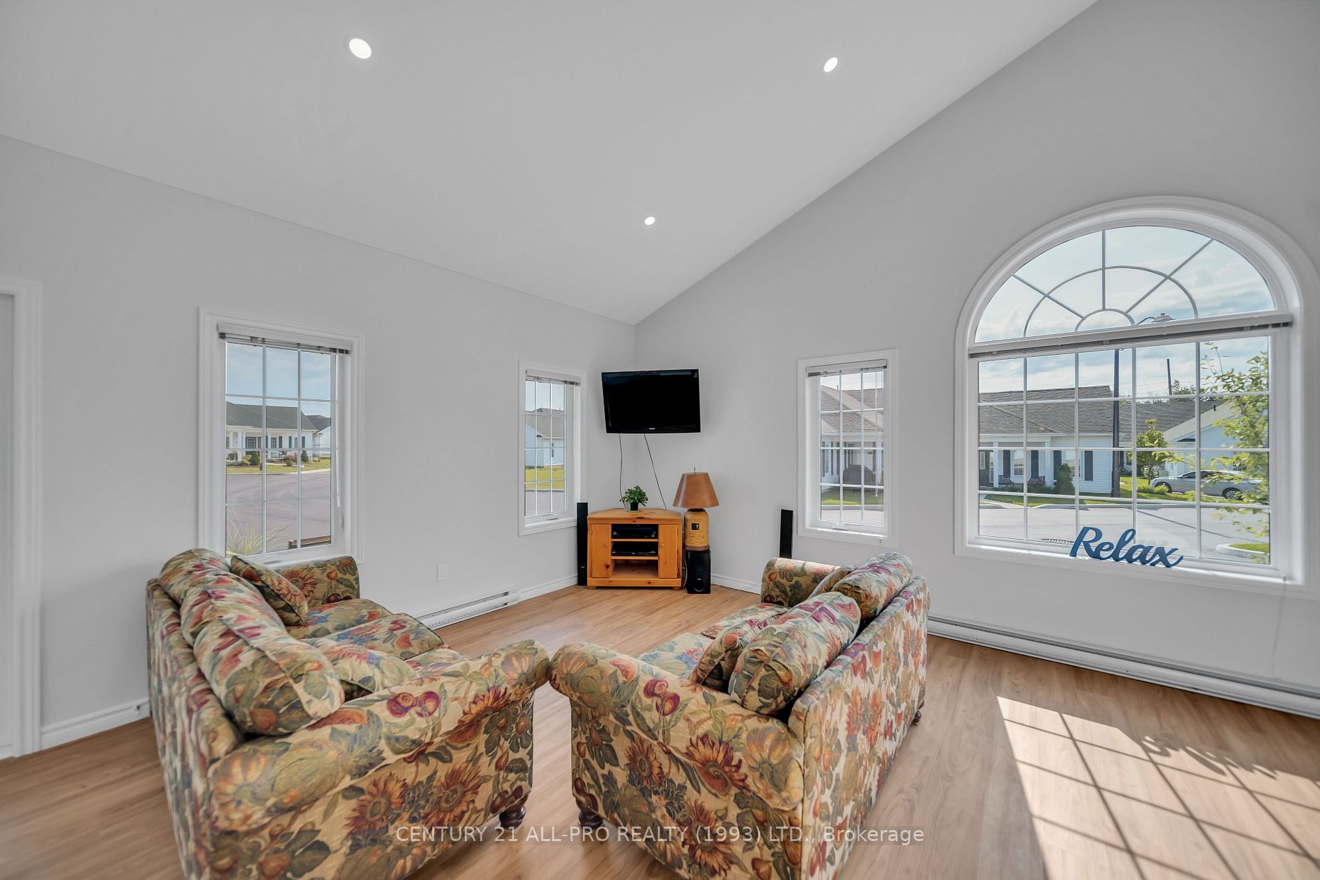 300 Croft St, #802