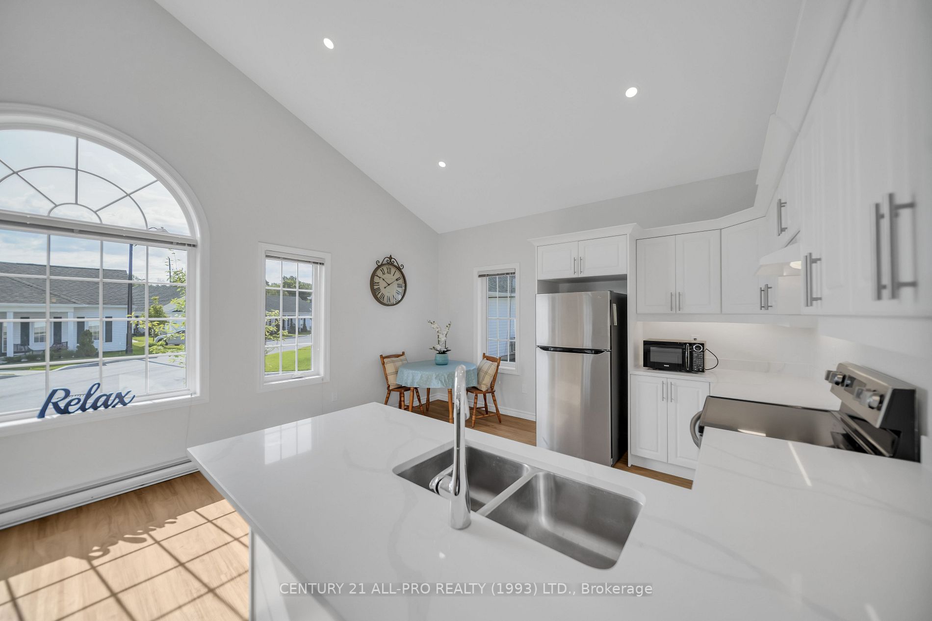 300 Croft St, #802