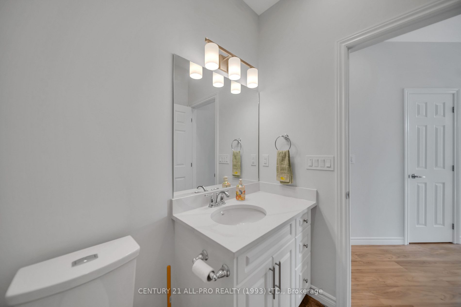 300 Croft St, #802