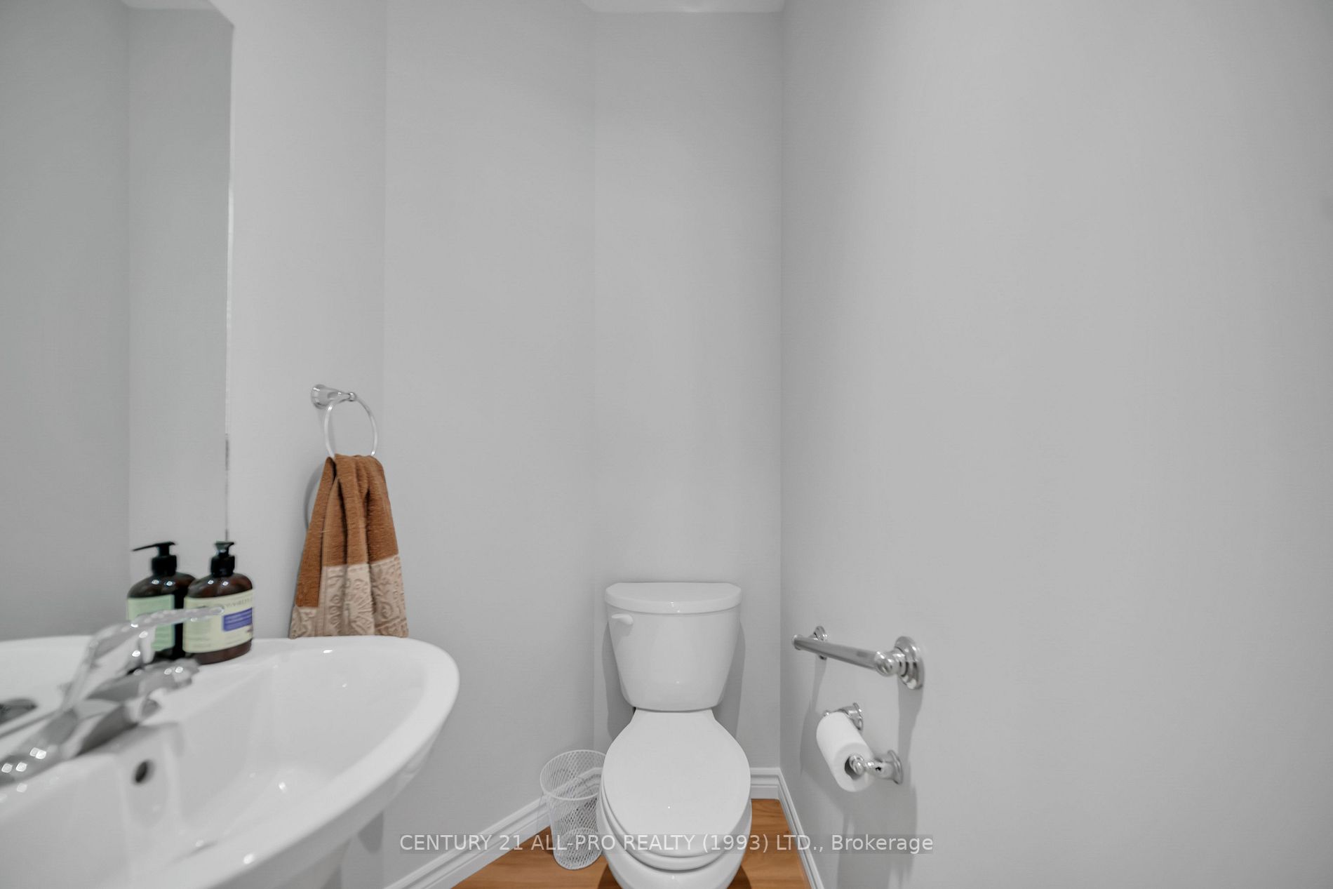 300 Croft St, #802