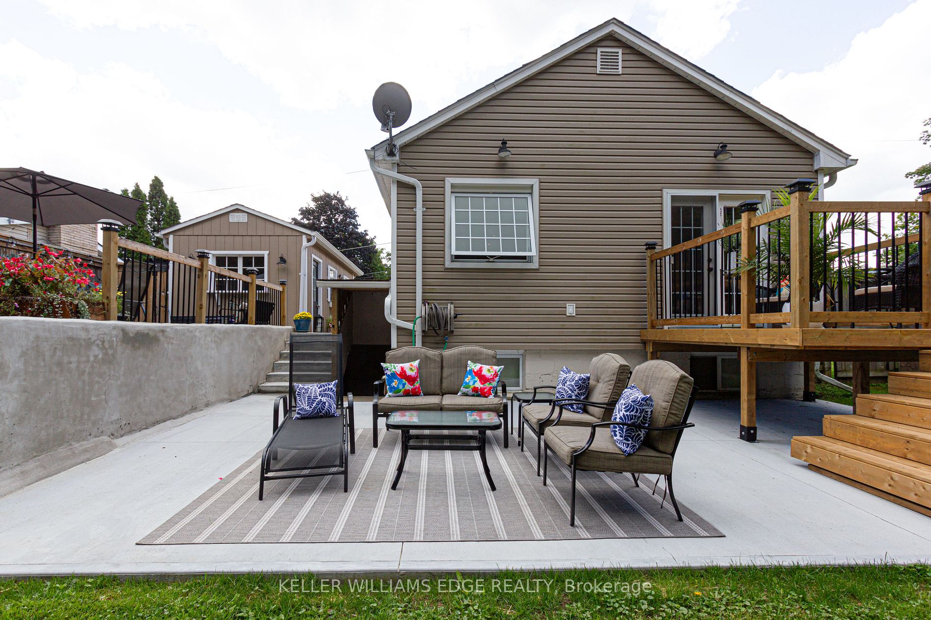 19 Lorne Ave