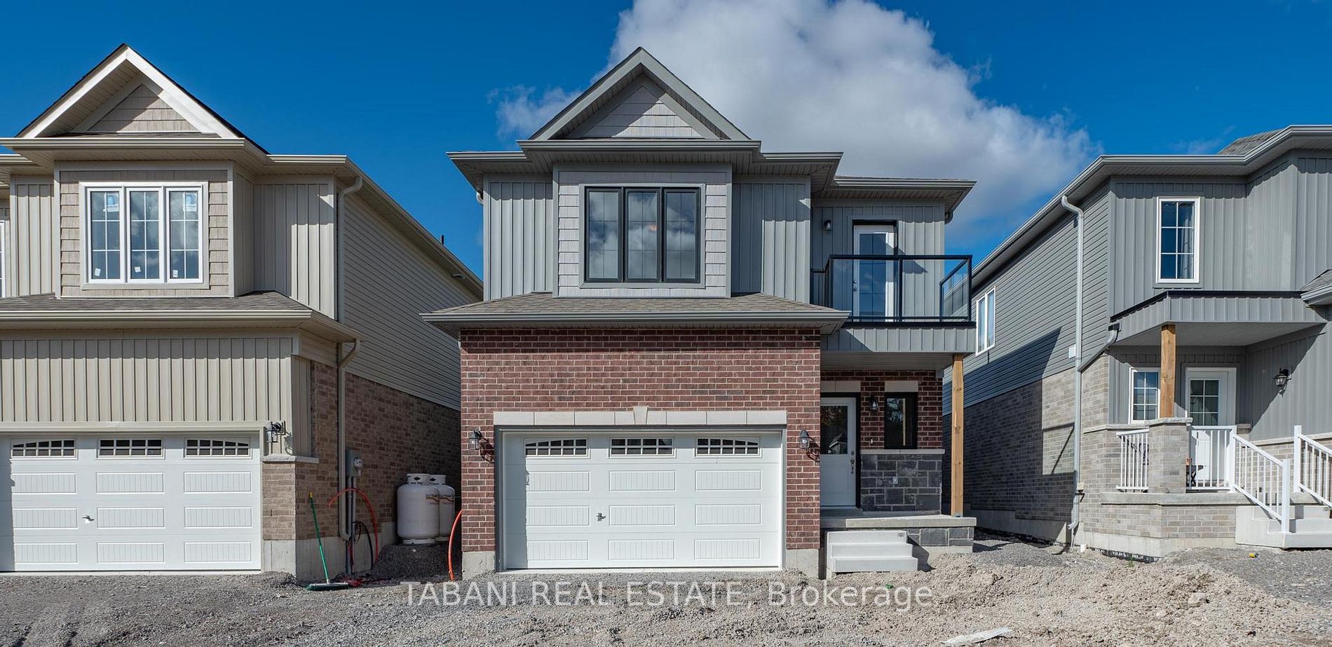 12 Hillcroft Way