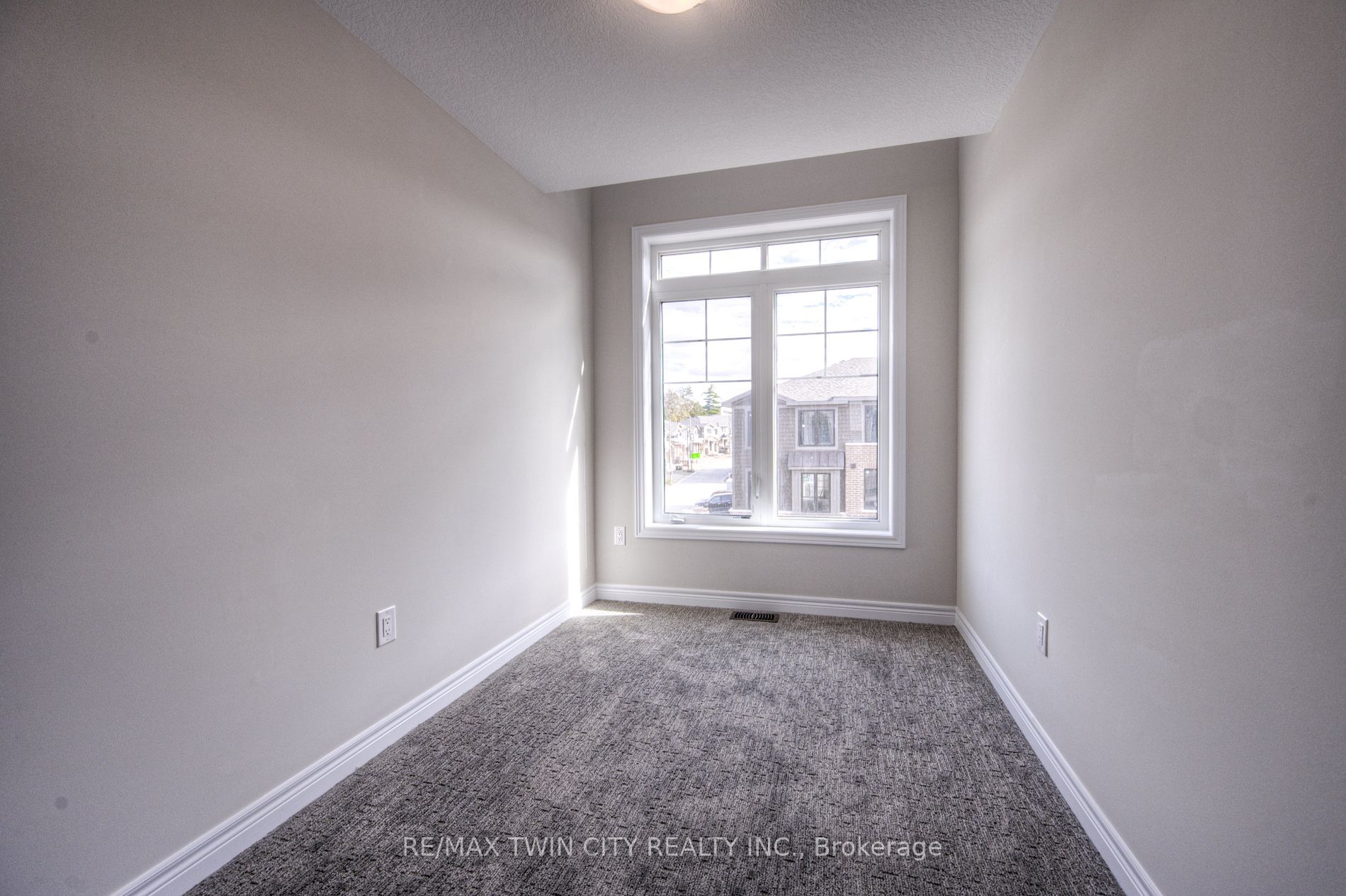 10 Birmingham Dr, #16