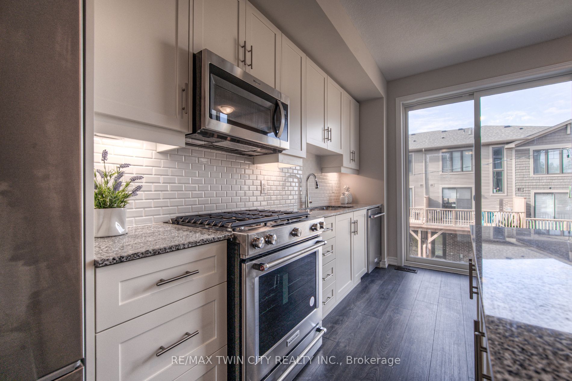 10 Birmingham Dr, #16