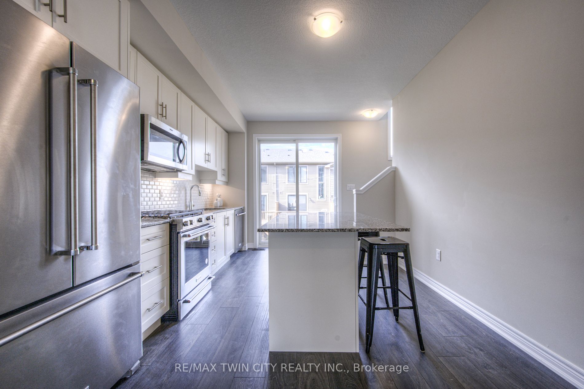 10 Birmingham Dr, #16