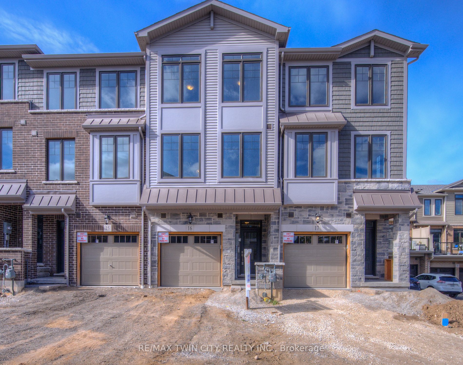 10 Birmingham Dr, #16