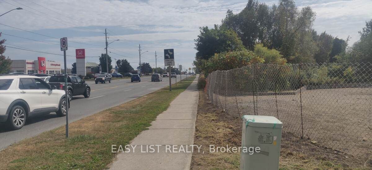 1 Ballantine St