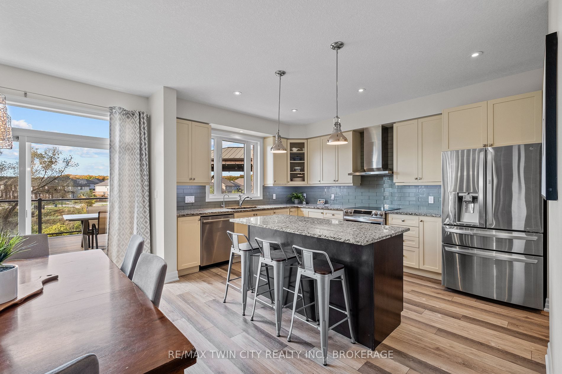 526 Walking Fern Crt