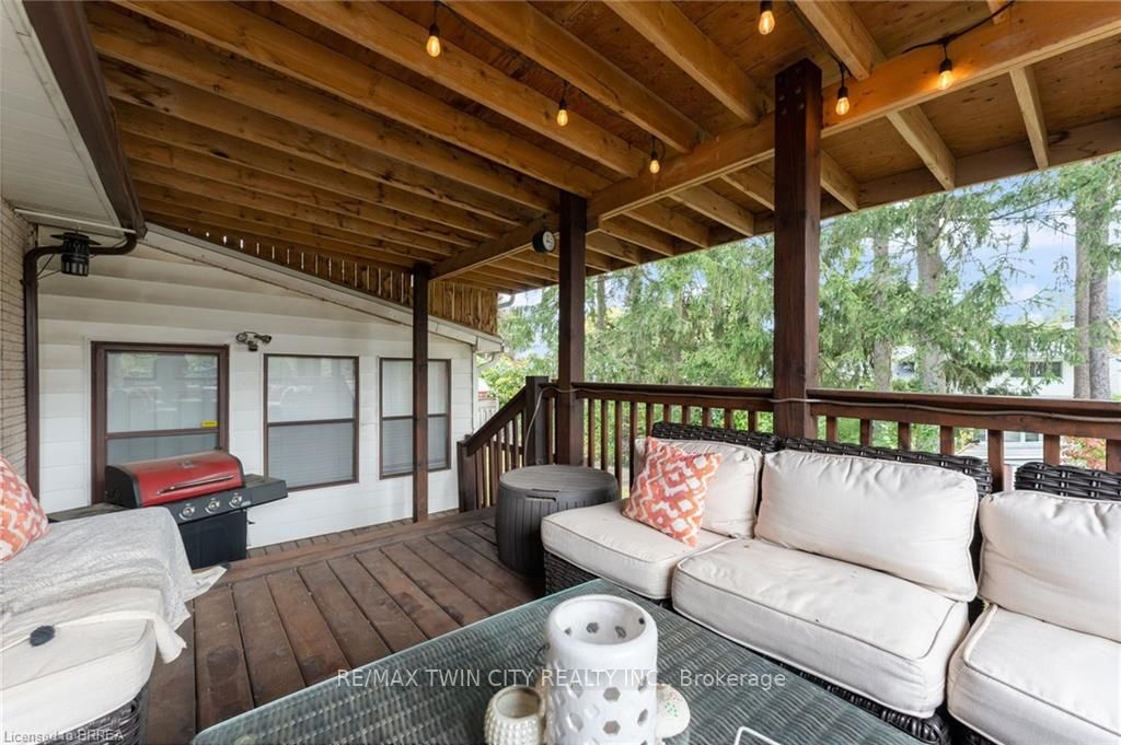 10 Edgar Drive