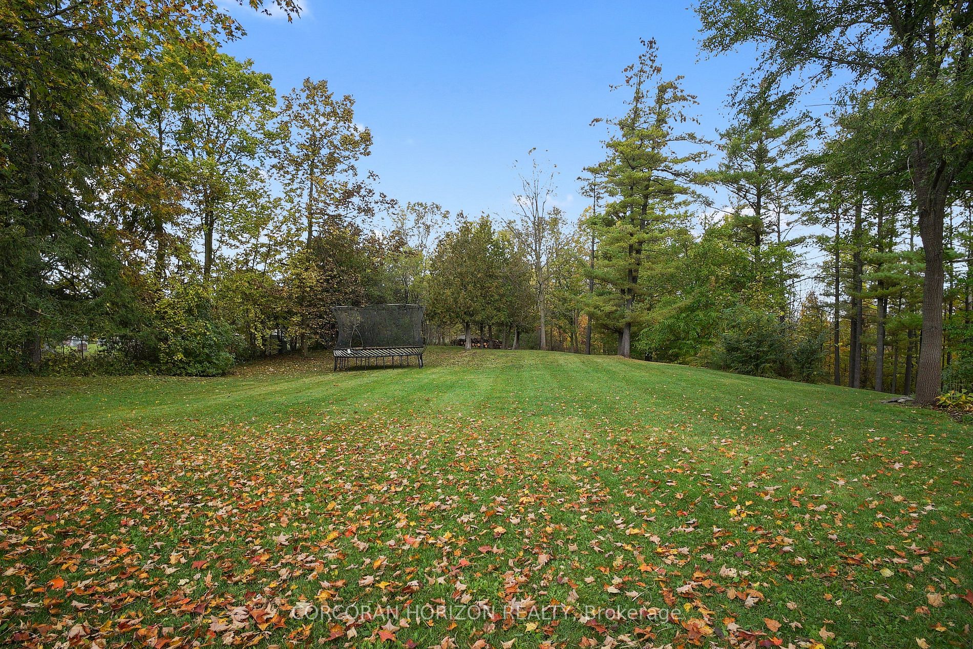 34 Fallbrook Lane