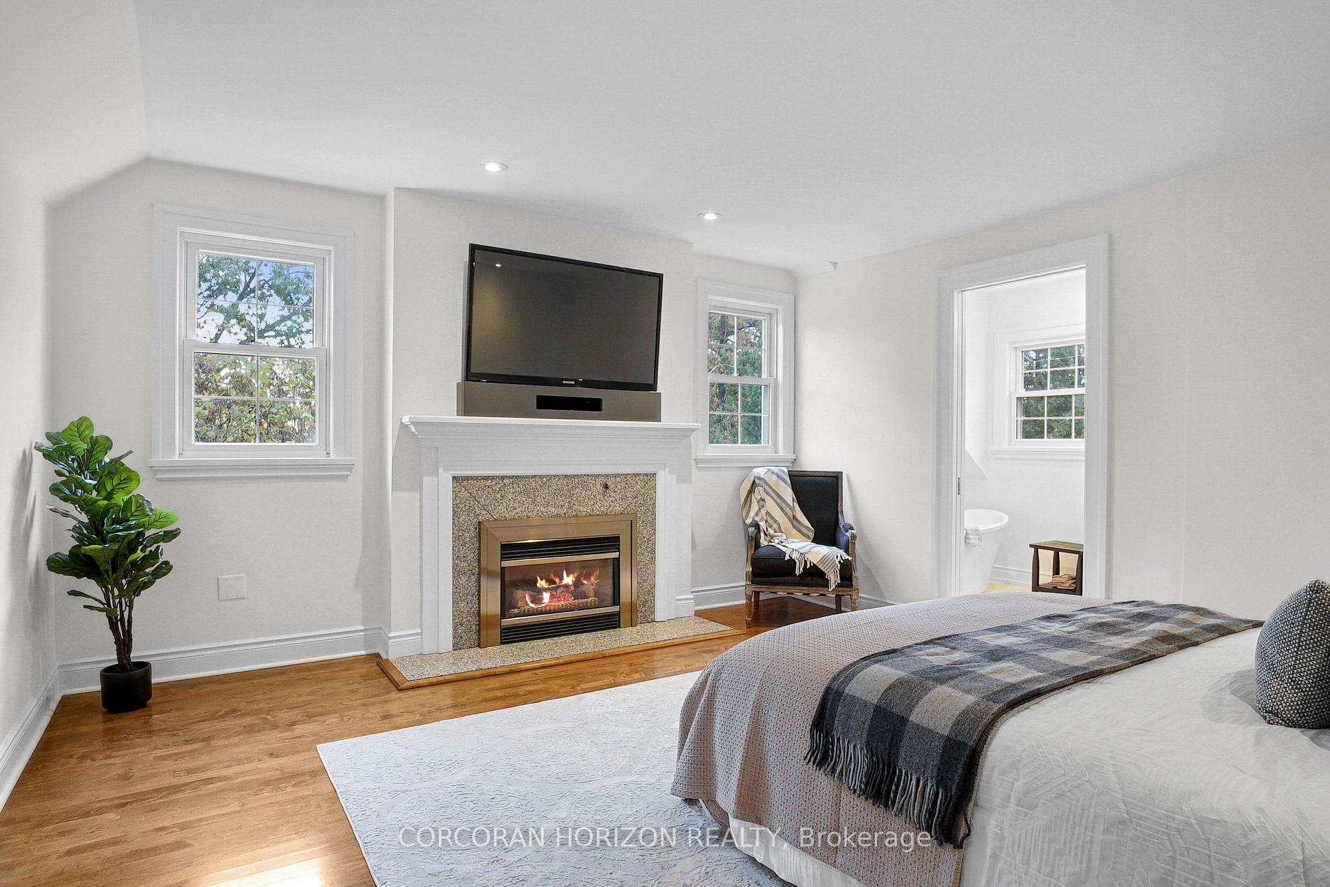 34 Fallbrook Lane
