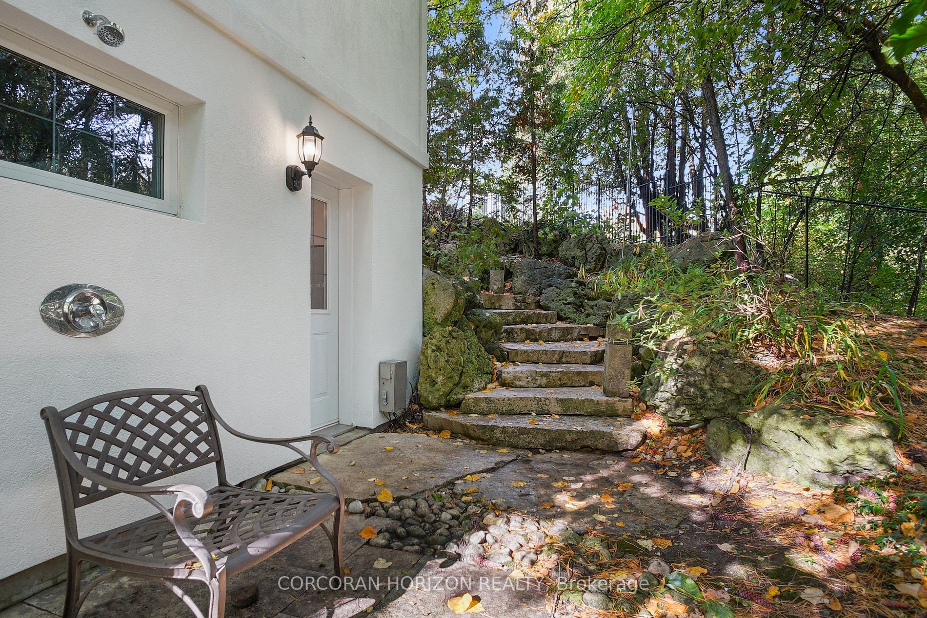 34 Fallbrook Lane
