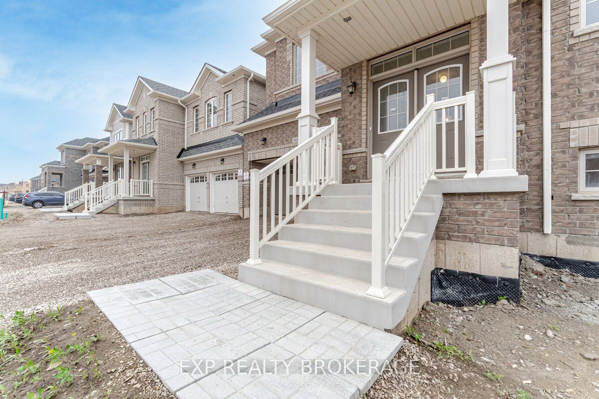 565 Red Elm Rd
