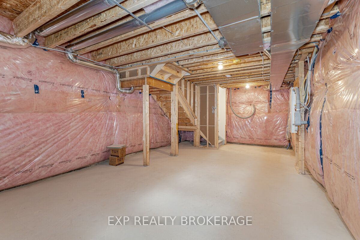 565 Red Elm Rd