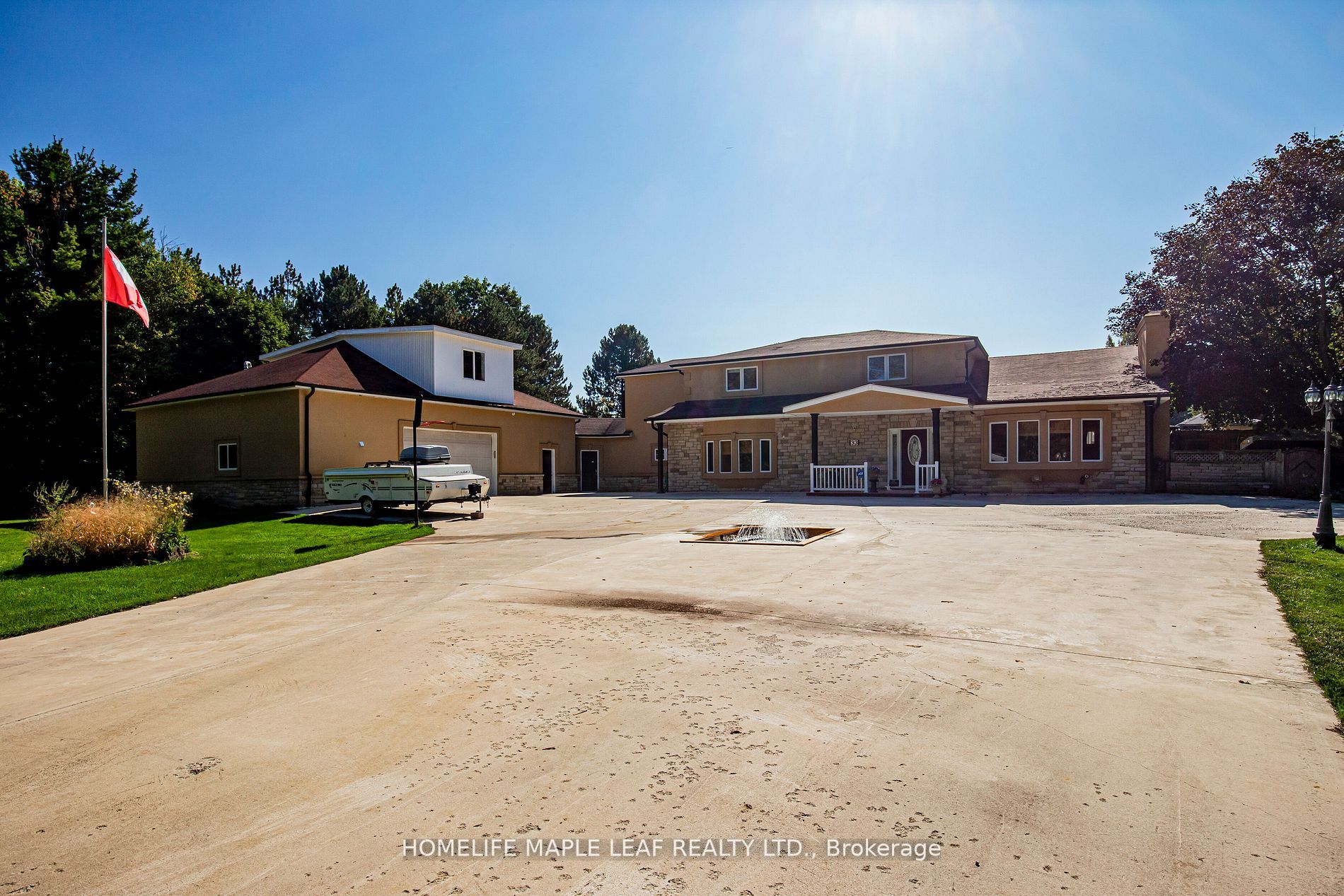 33 Maplewood Dr