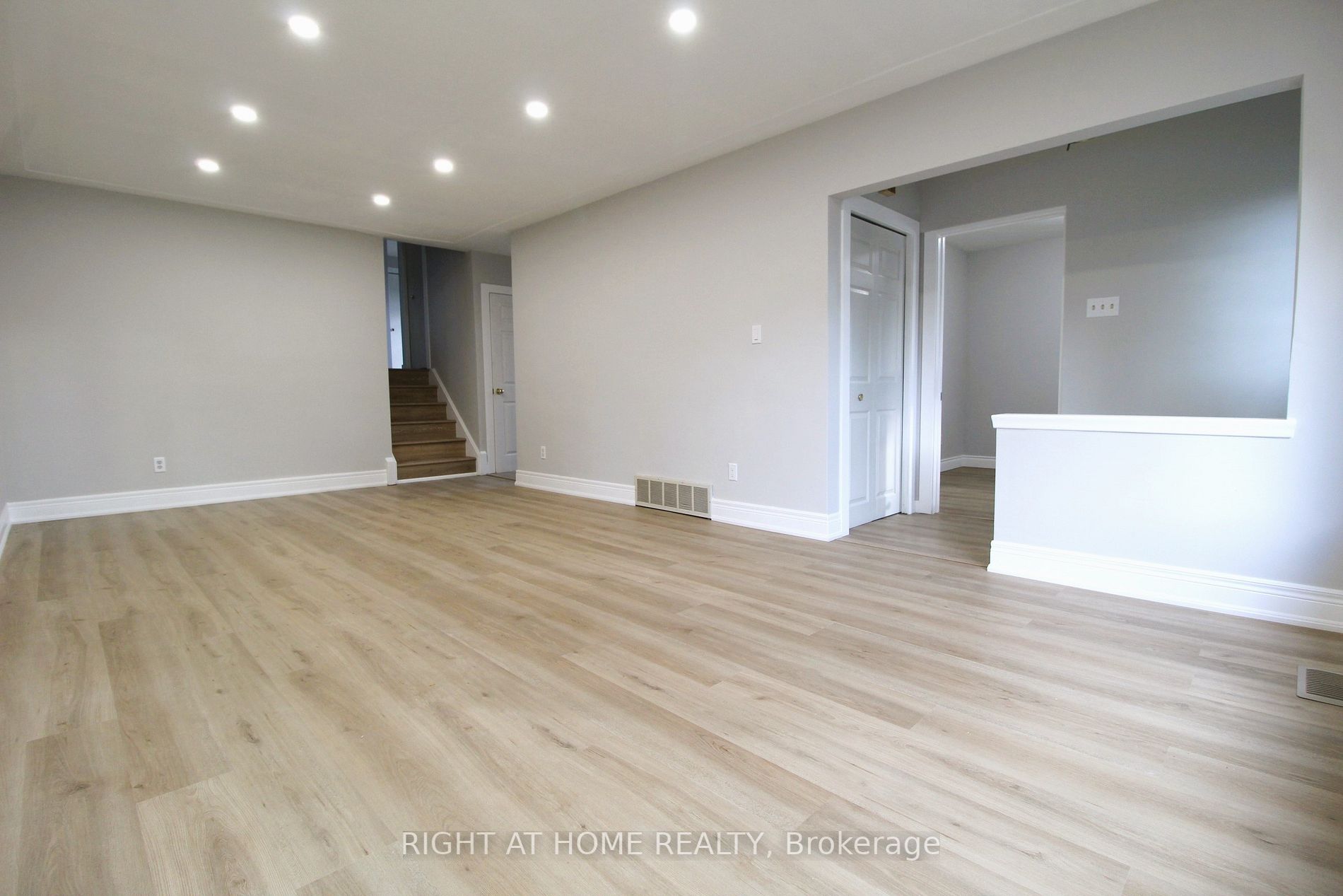 13 Crawford Dr