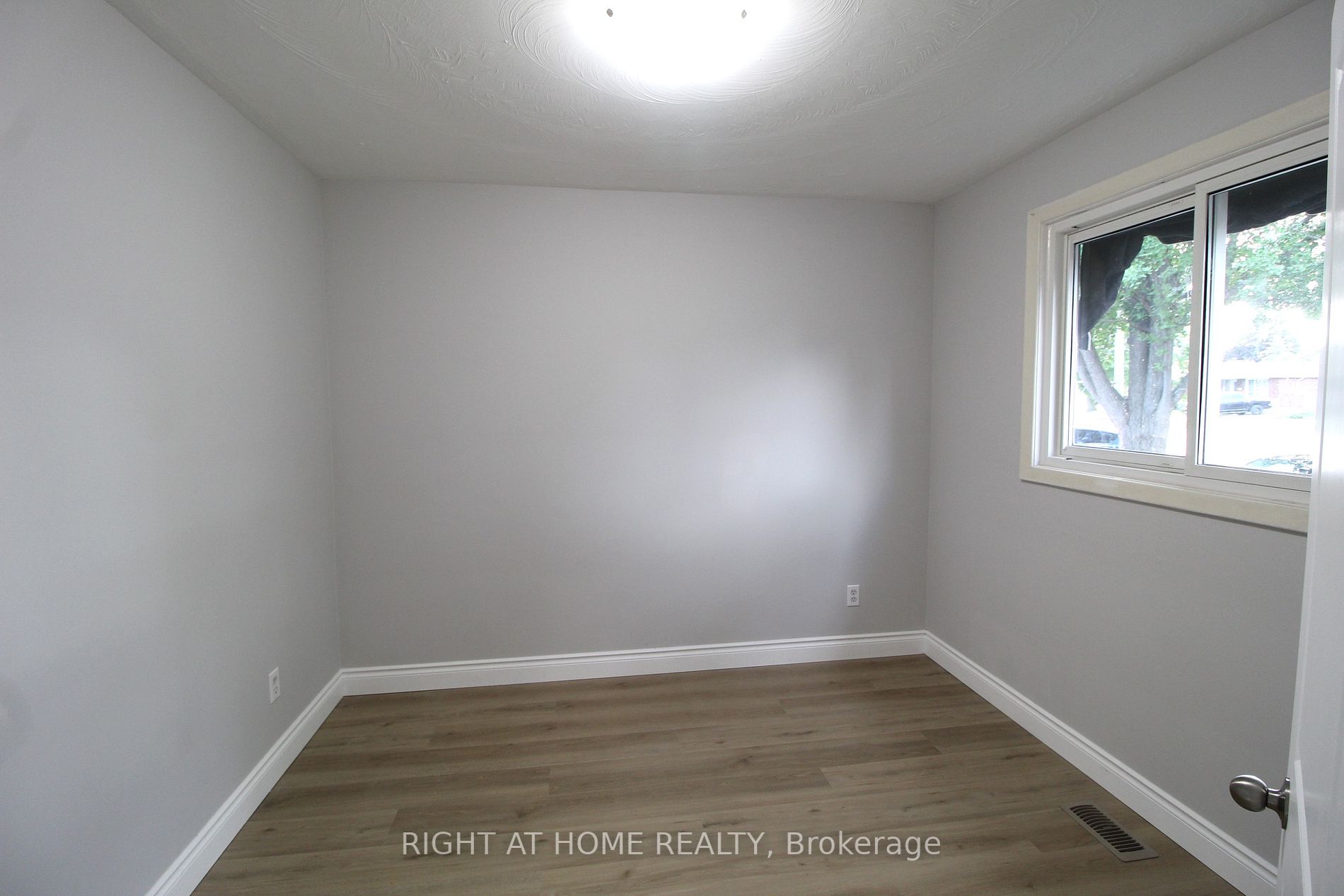 13 Crawford Dr