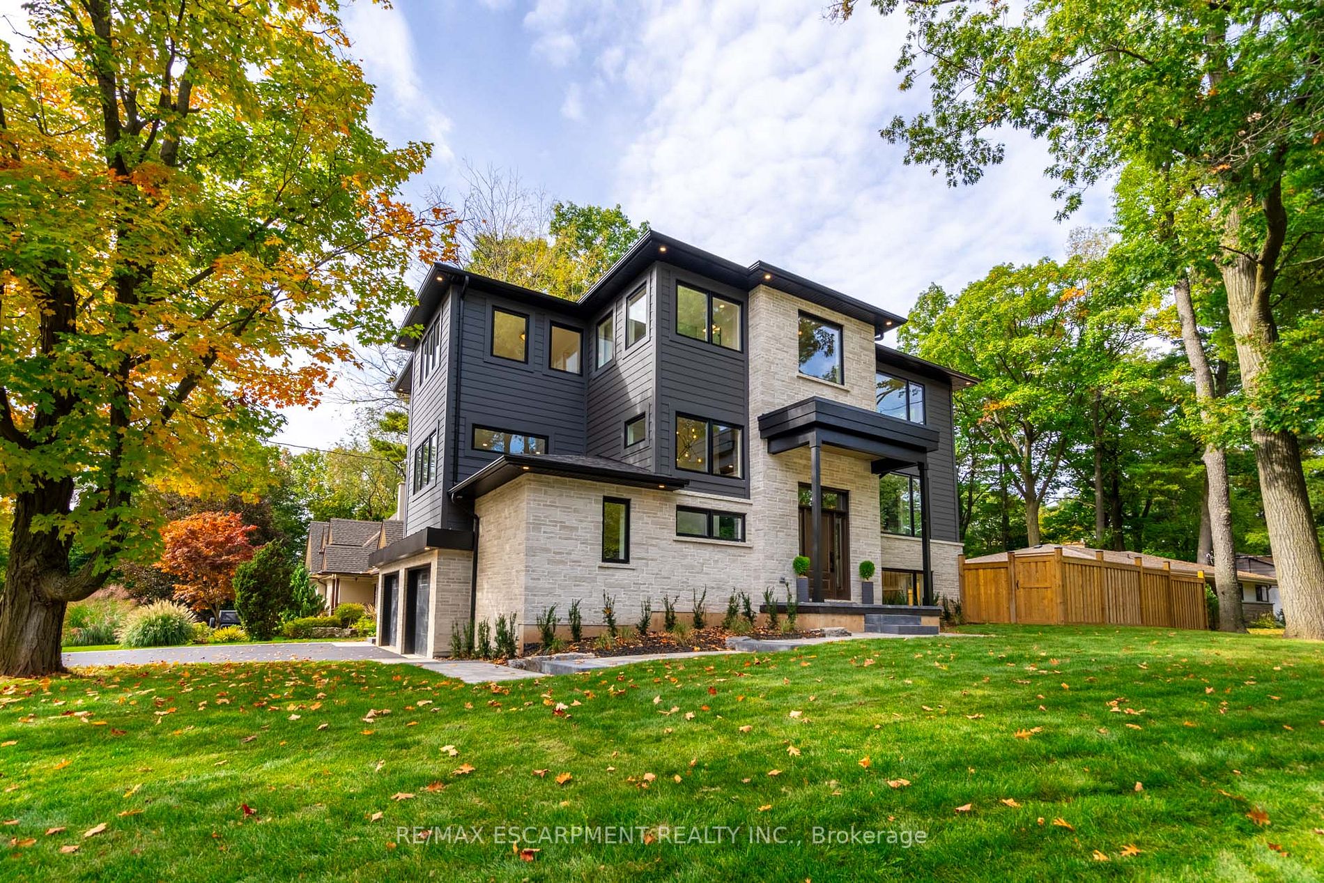 262 Robina Road