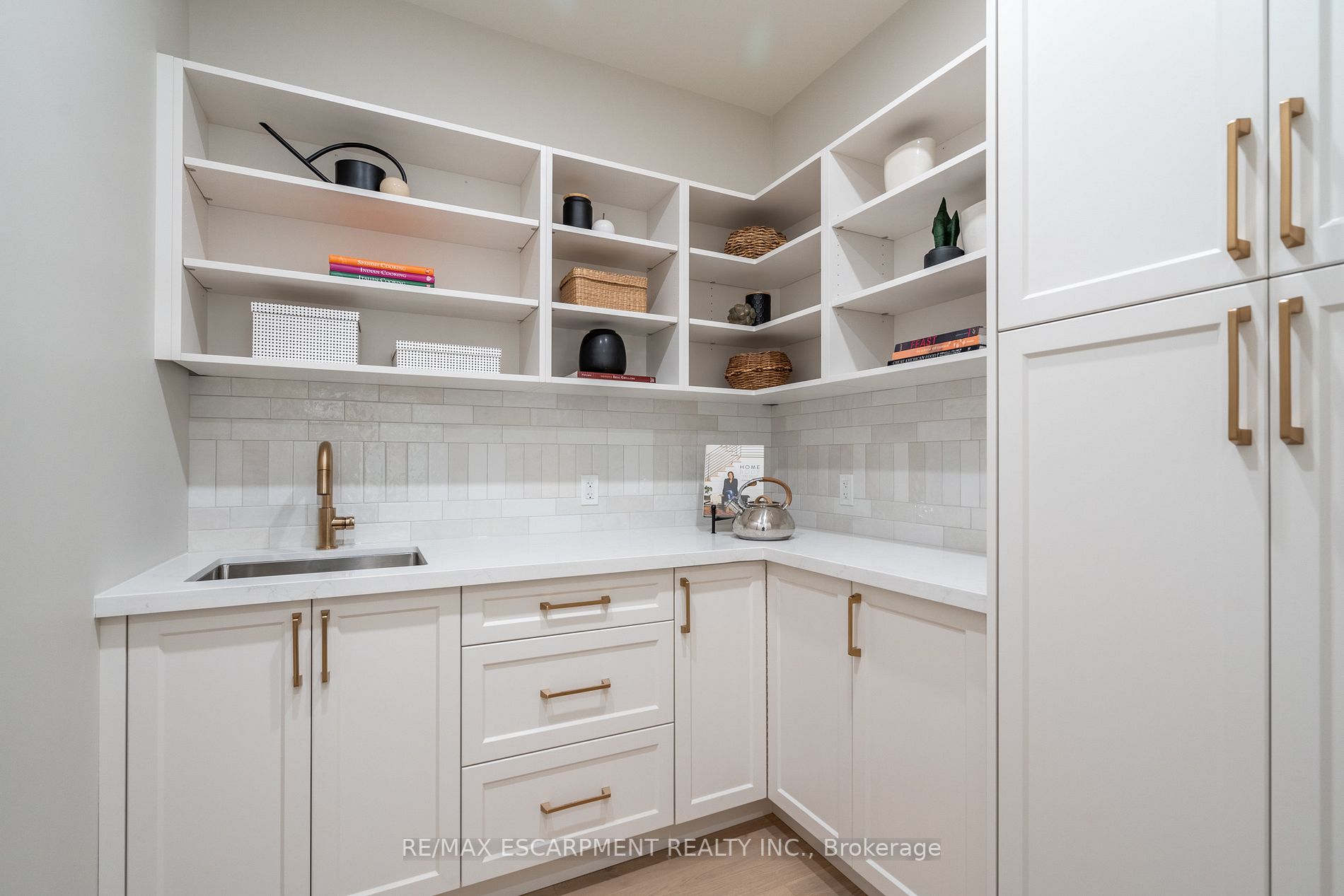 262 Robina Road