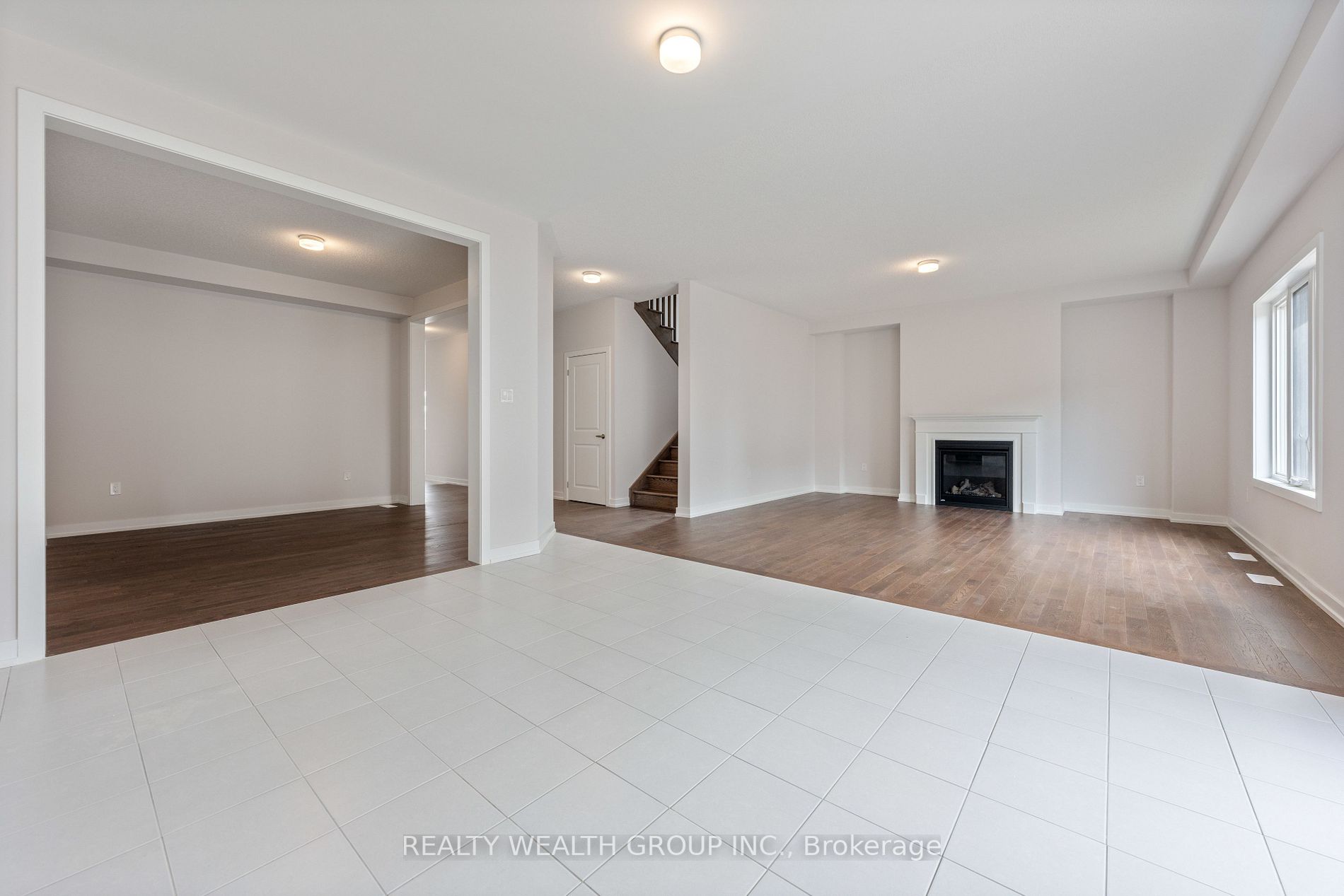 22 Tulip Cres N