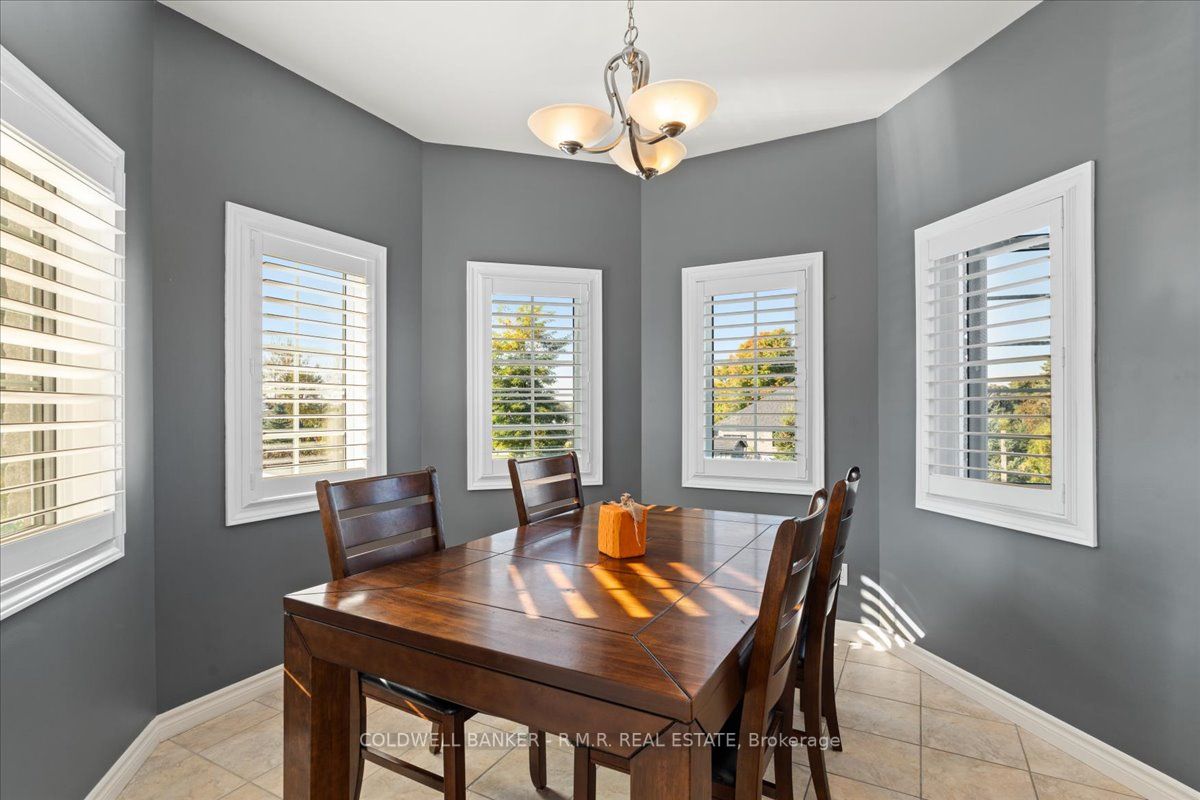 17 Sunset Dr
