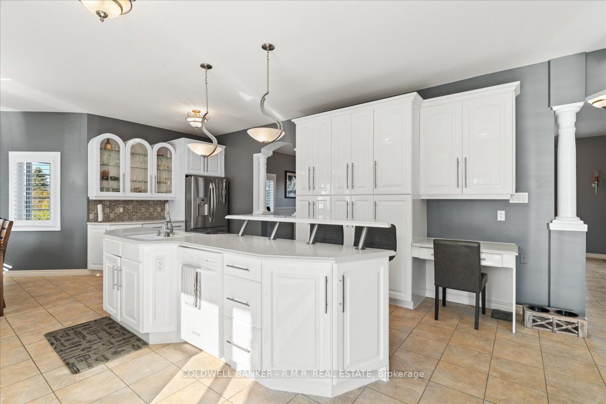 17 Sunset Dr