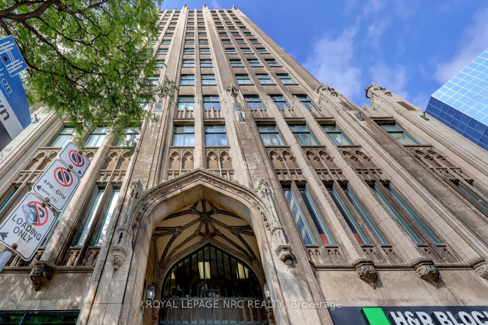 36 James St S, #503