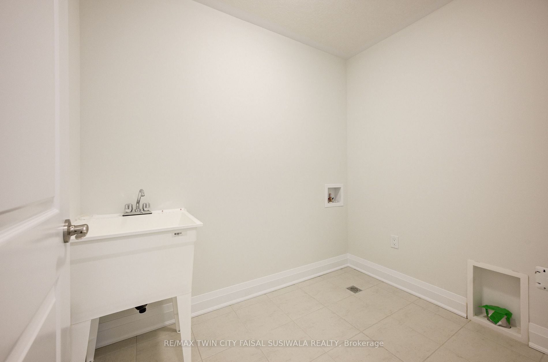 247 Raspberry Pl