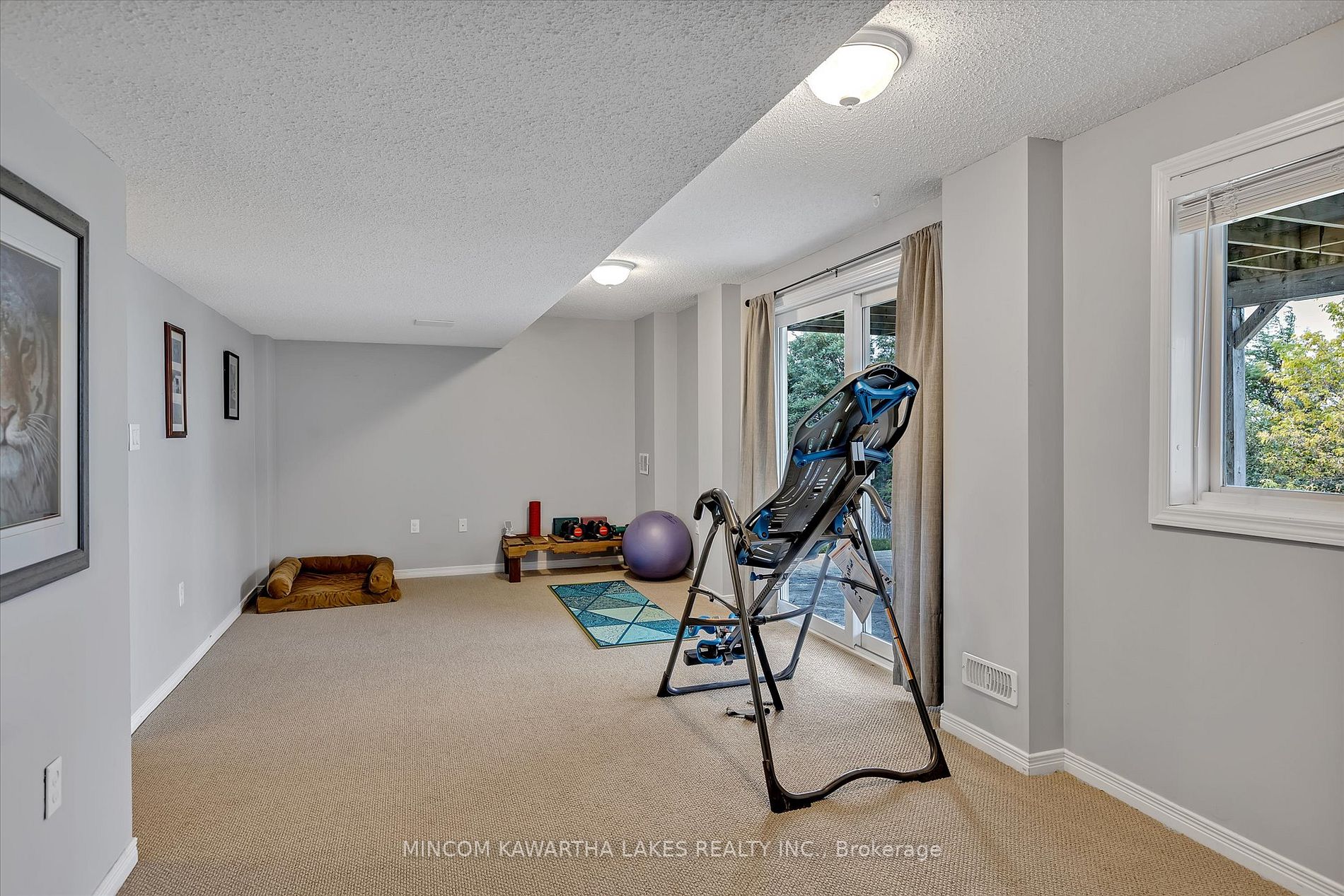 974 Baker St