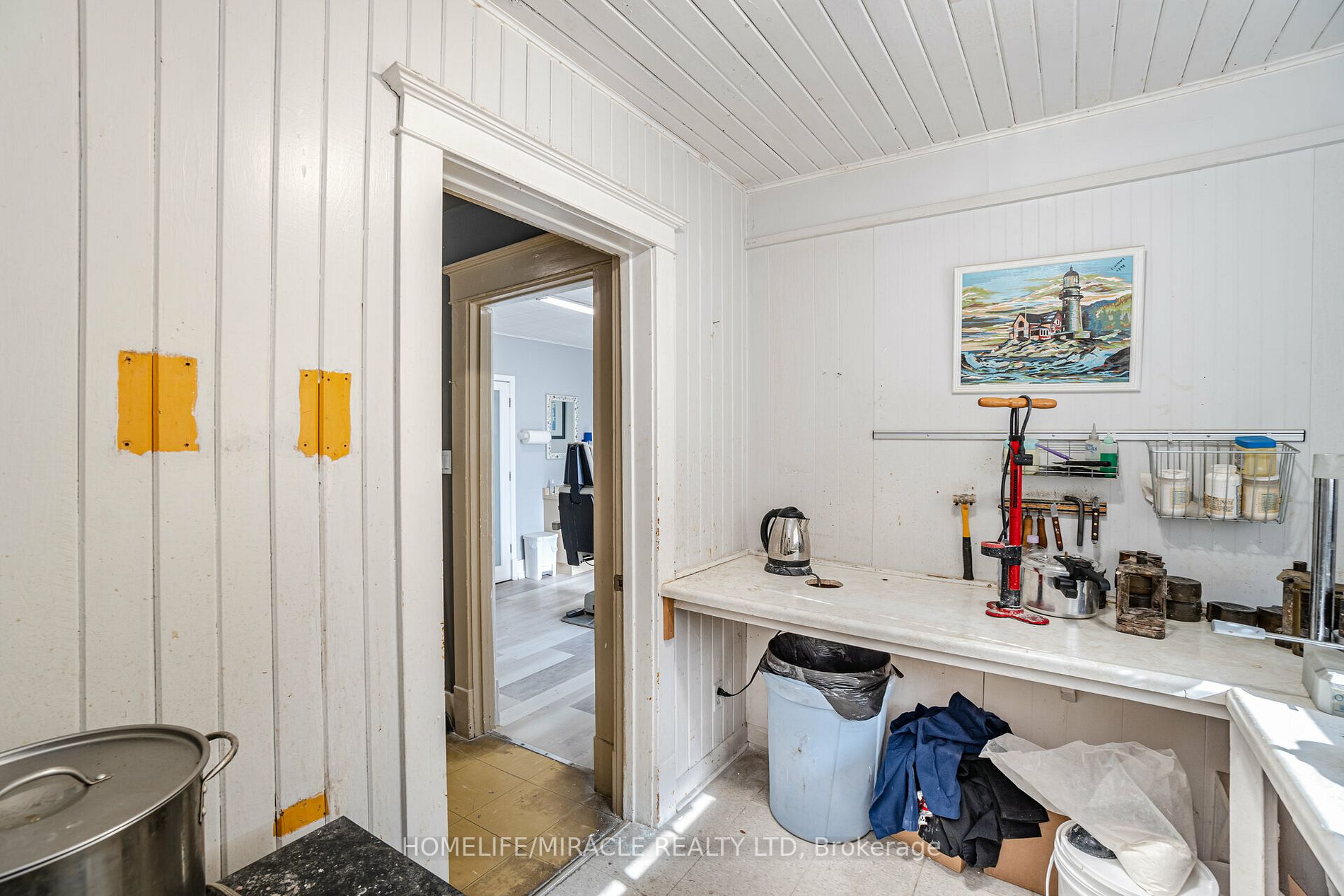 4107 Portage Rd