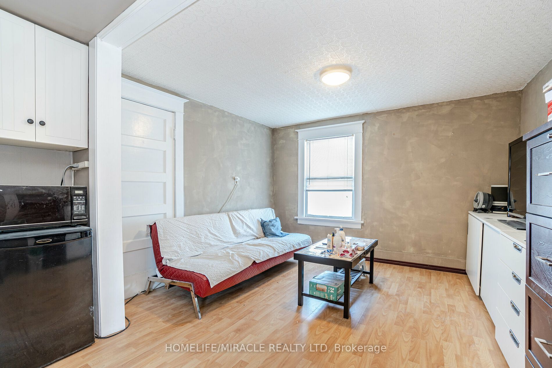 4107 Portage Rd