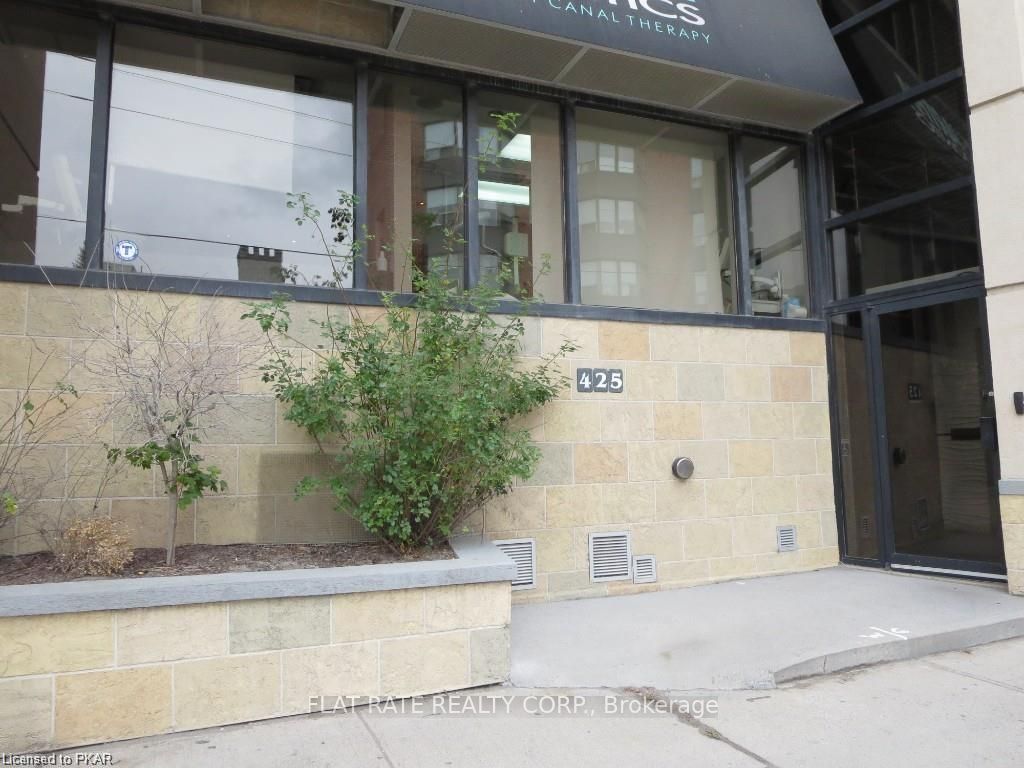 425 Water St, #303