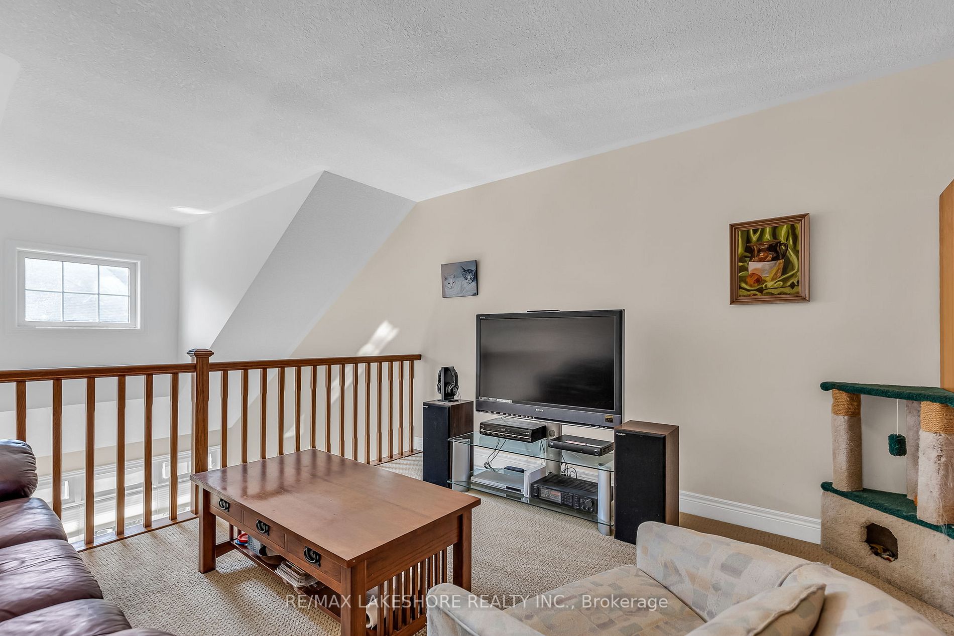120 University Ave E, #903