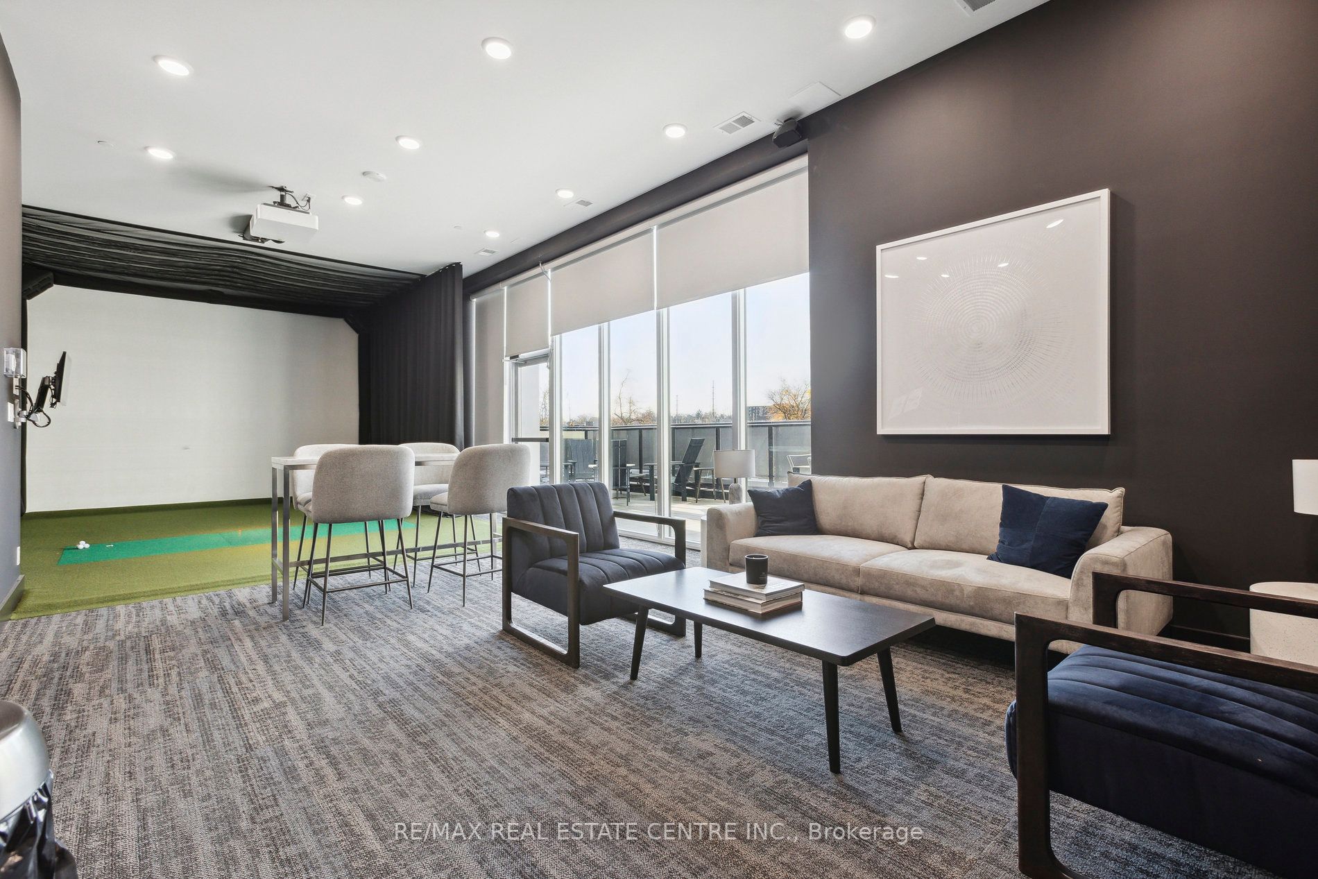 71 Wyndham Street S, #602