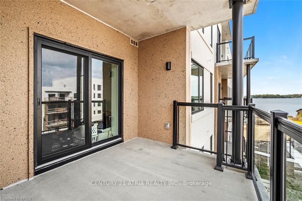 19A West St N, #303