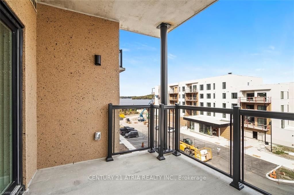 19A West St N, #303