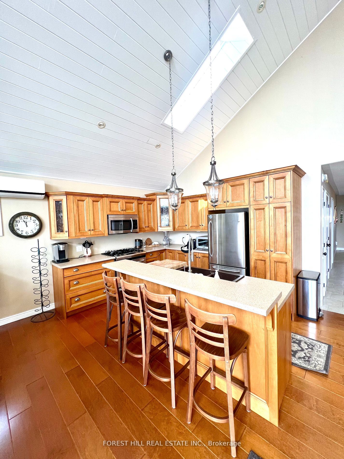 44 Falls Bay Rd