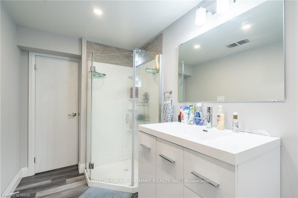 37 Southmeadow Cres, #Bsmnt
