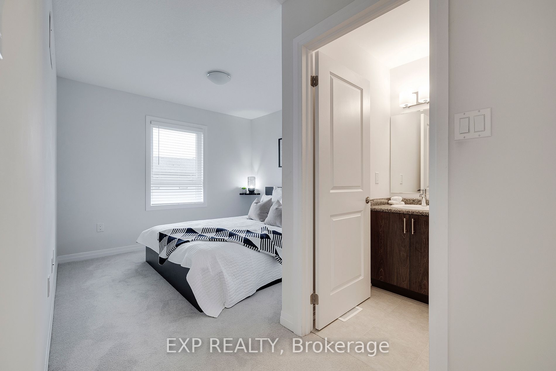 51 Sparrow Ave, #31