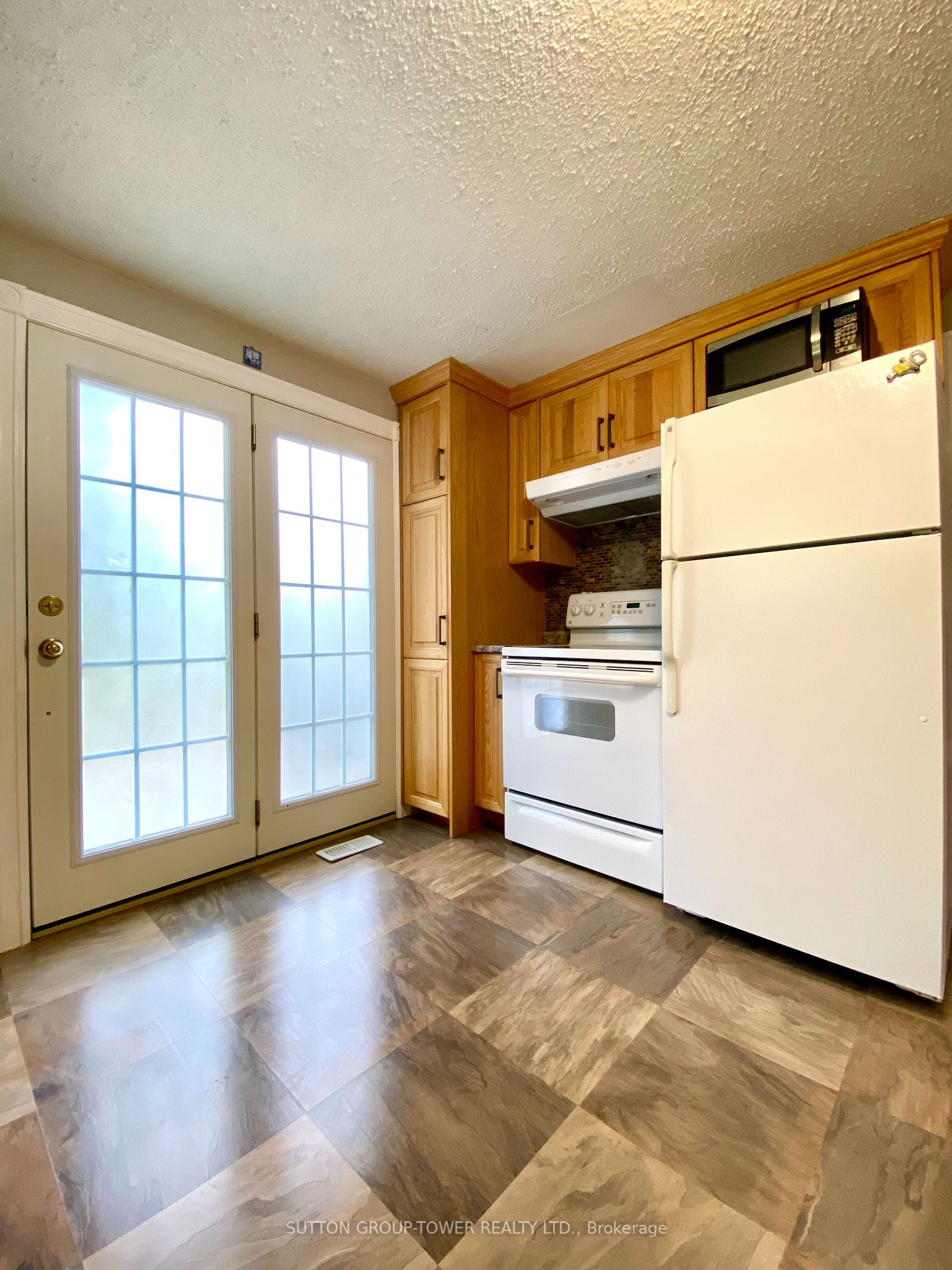 4870 Mapleview Crescent