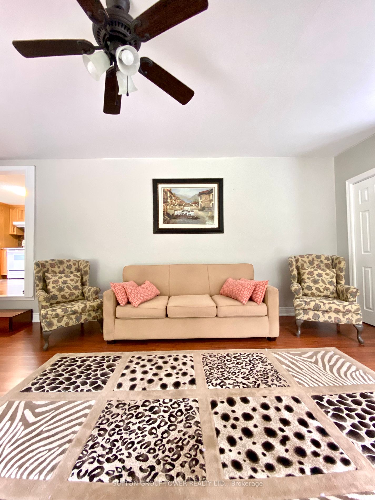 4870 Mapleview Crescent