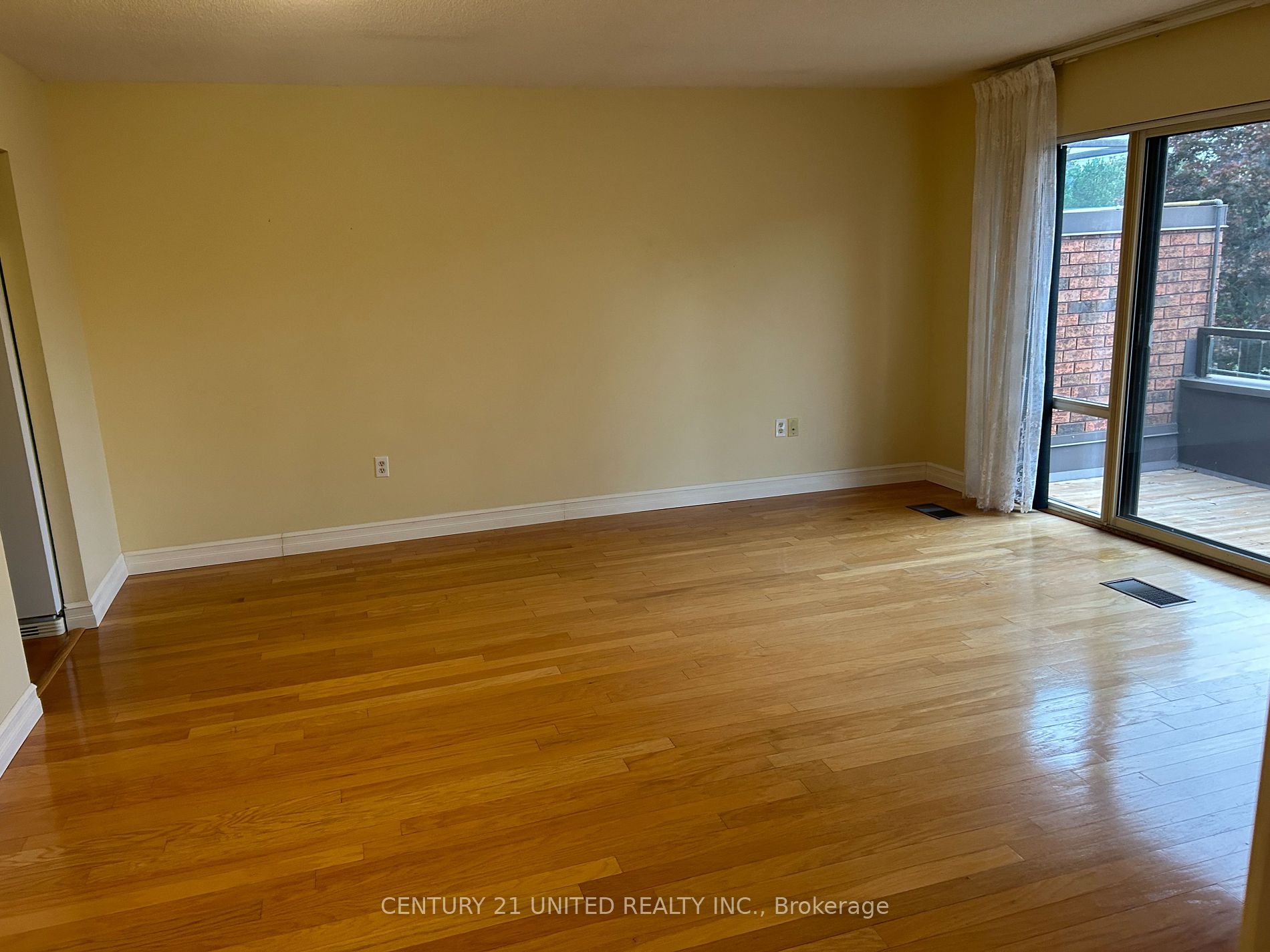 921 Armour Road, #313