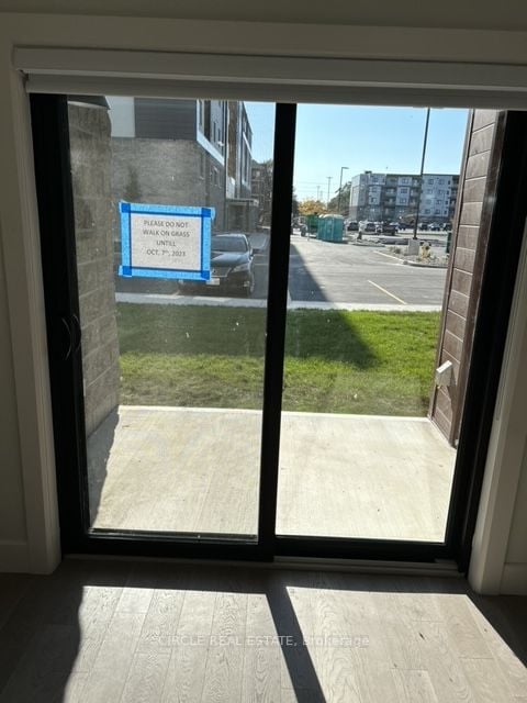 2550 Sandwich W Pkwy, #119