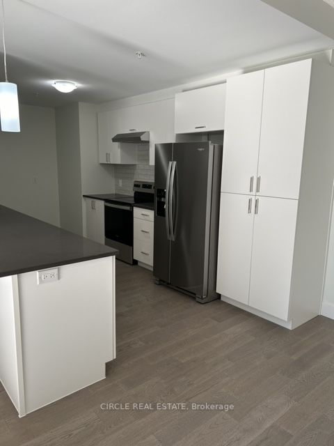2550 Sandwich W Pkwy, #119
