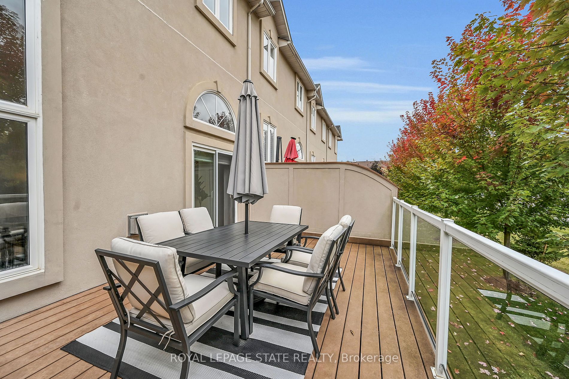 371 Wilson St E, #4