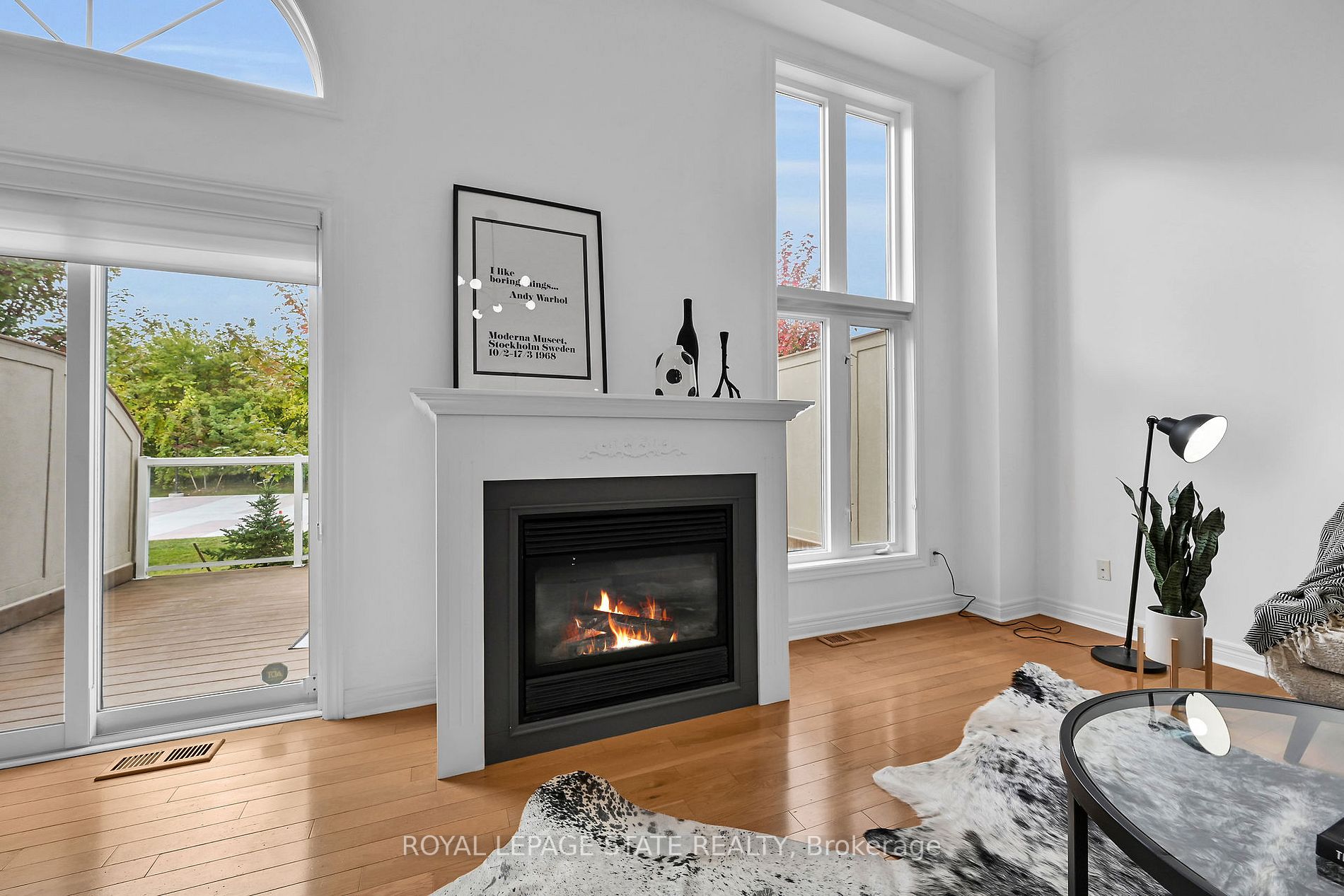 371 Wilson St E, #4