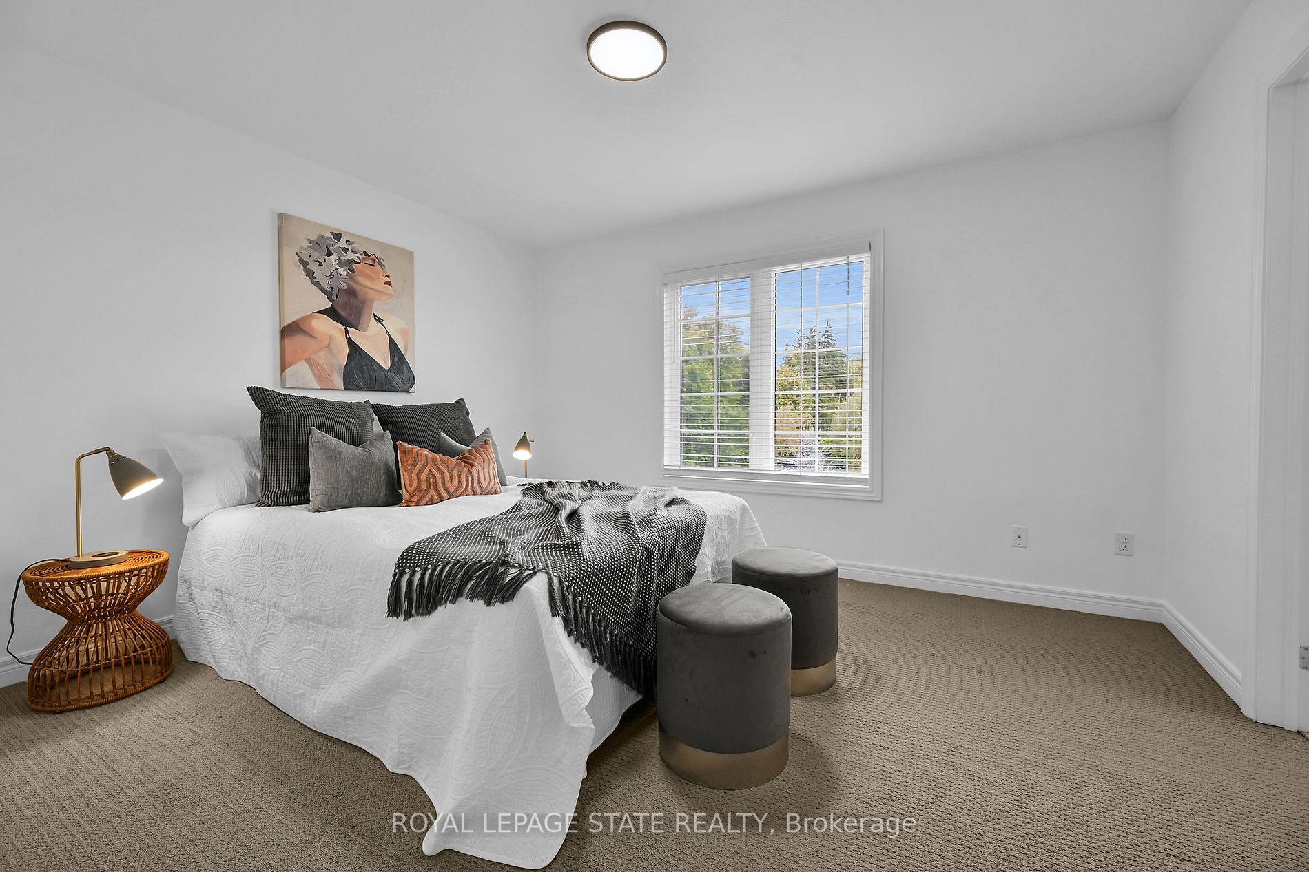 371 Wilson St E, #4
